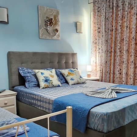 Hara Apartment In Front Of The Beach Paralía 외부 사진